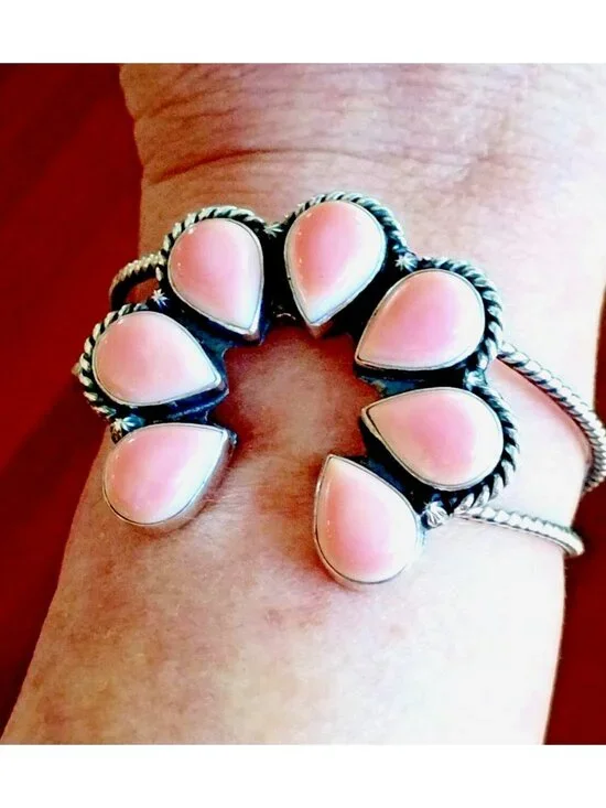 Southwestern Naja Cuff Bracelet Pink Spiny Oyster Shell Artisan Handmade 36.5g - Picture 2 of 7
